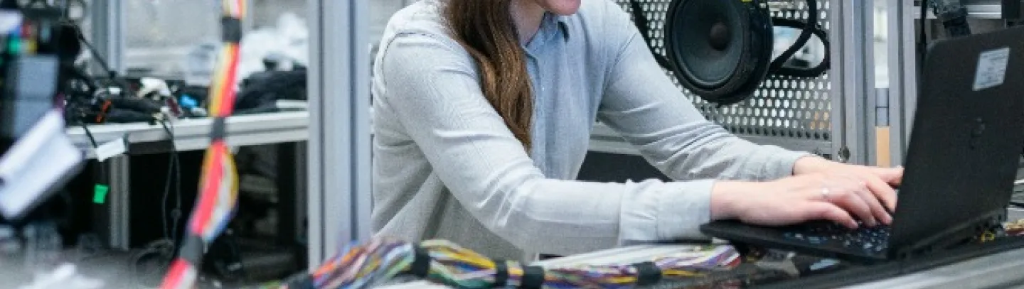 ¿Cómo la IoT está revolucionando el sector industrial